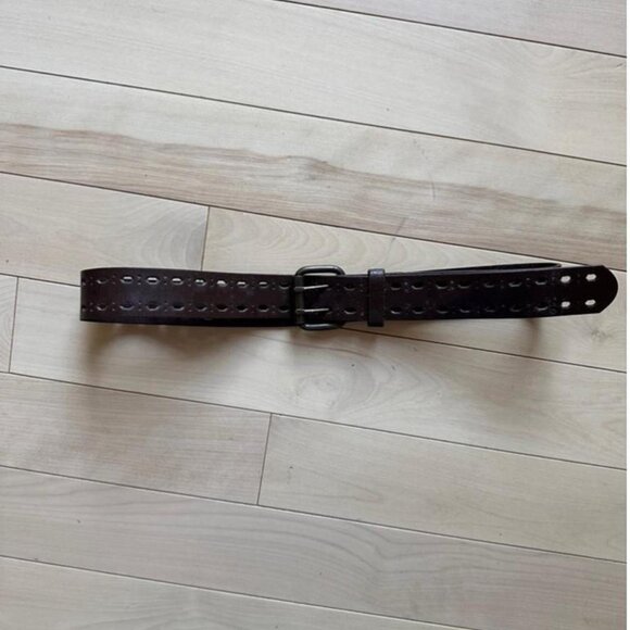 Authentic vintage leather belt with double prong metal buckle - Picture 2 of 8